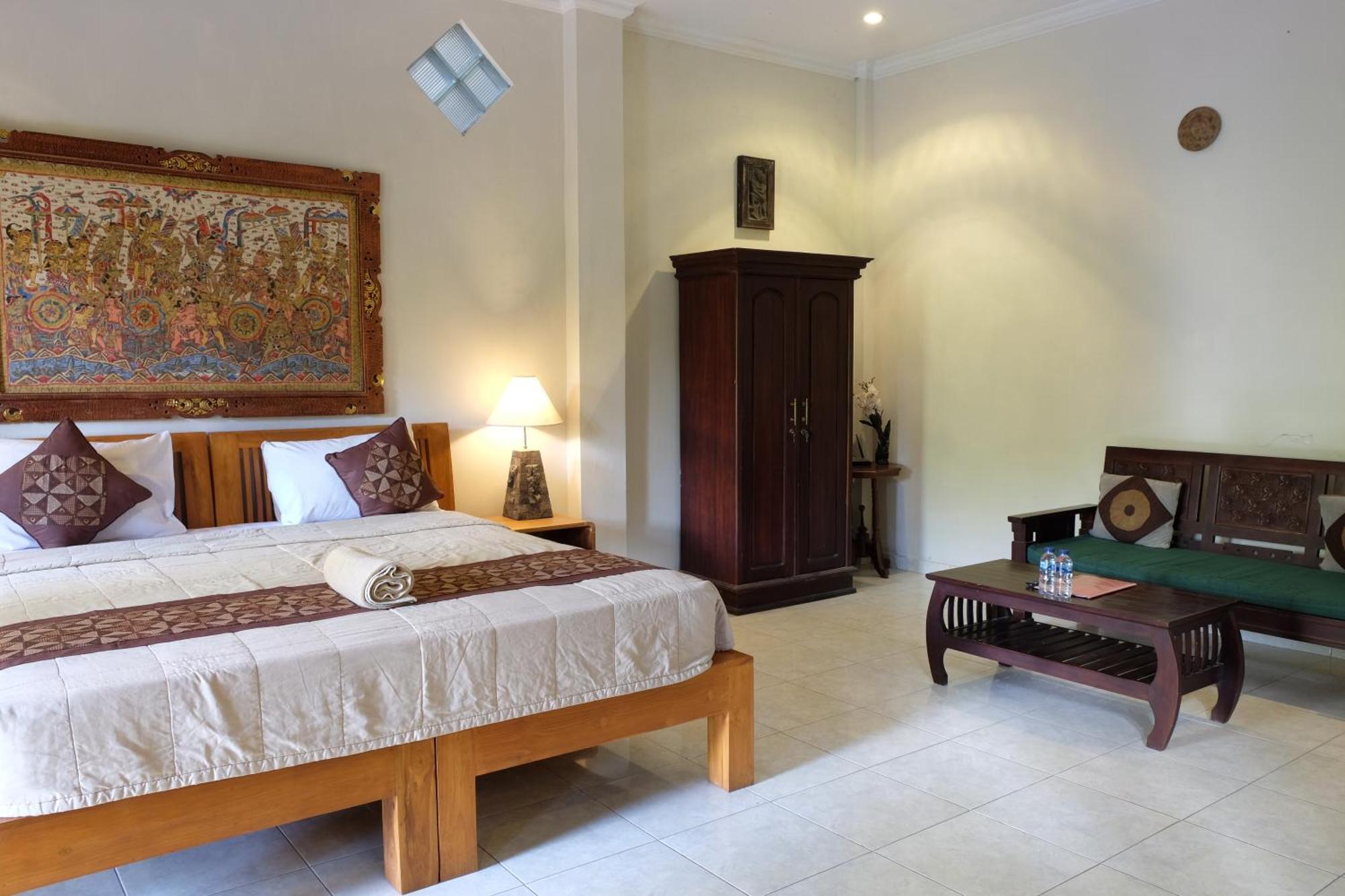 Suastika Guest House Ubud エクステリア 写真