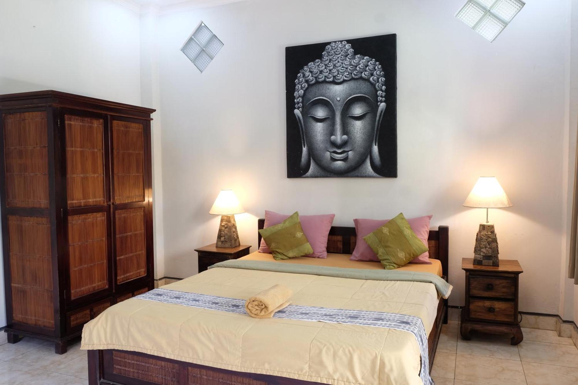 Suastika Guest House Ubud エクステリア 写真