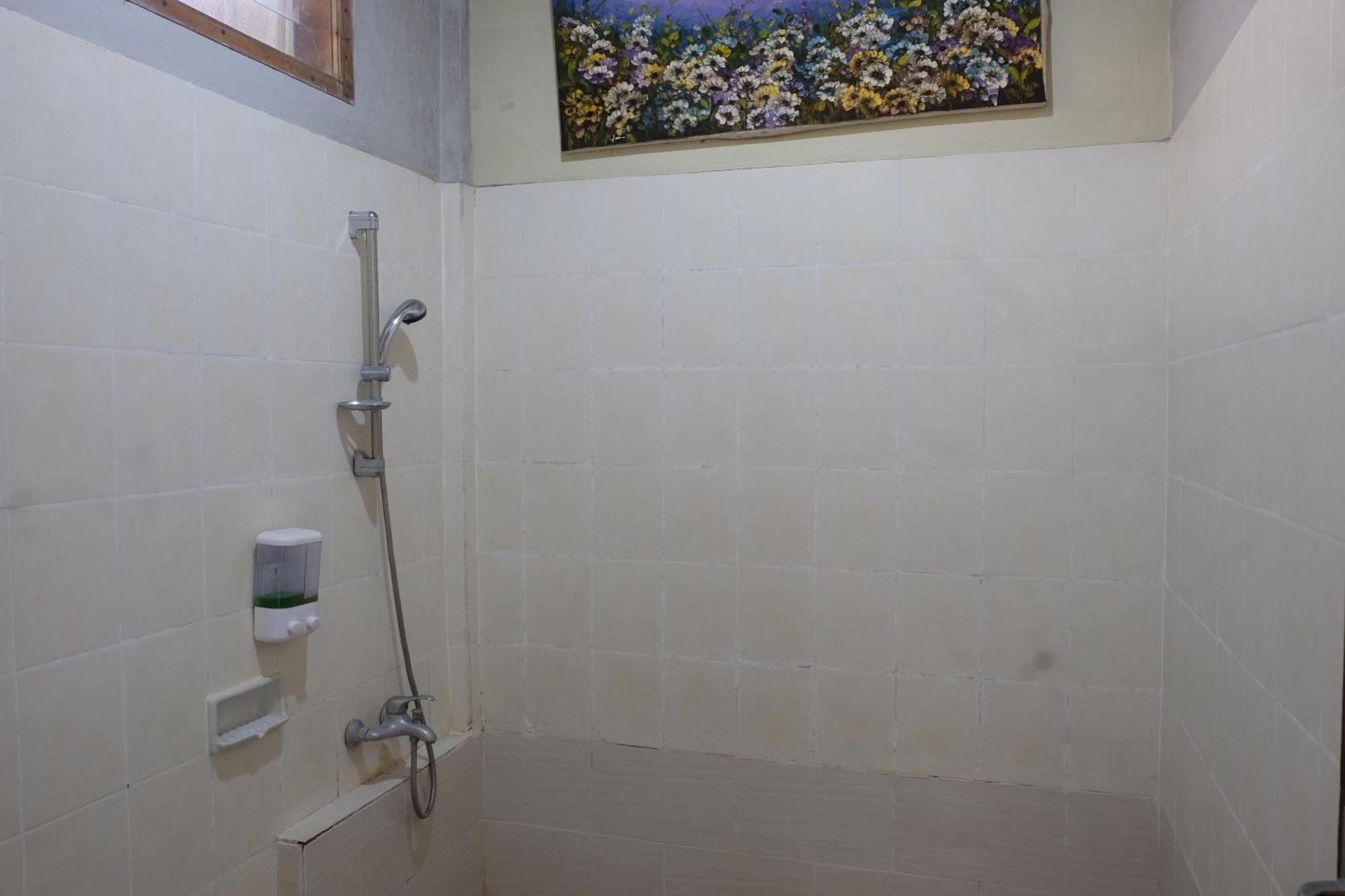 Suastika Guest House Ubud エクステリア 写真